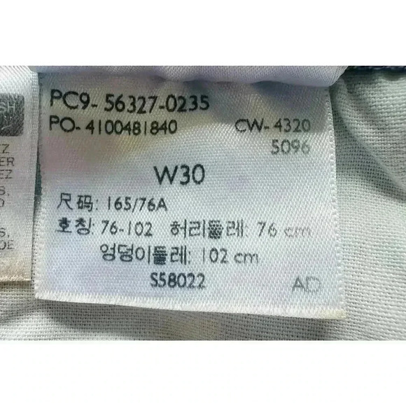 VINTAGE LEVI’S 501® ORIGINAL FIT HIGH RISE WOMEN'S SHORTS SIZE 30 - Picture 12 of 12